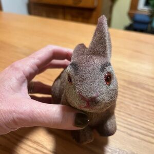 VINTAGE FLOCKED  BROWN BUNNY FUZZY RABBIT COIN BANK